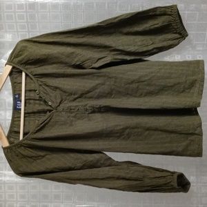 Hunter Green Women's GAP Blouse